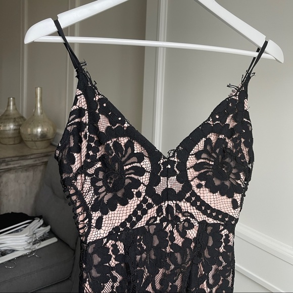 APeach Black Lace Mini Dress - New w/ Tag - Picture 3 of 4